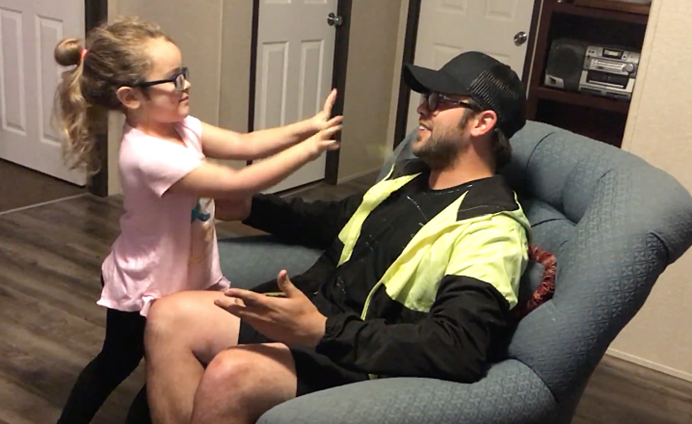 Jay’s Daughter is not Amused by his Magic Trick [VIDEO]