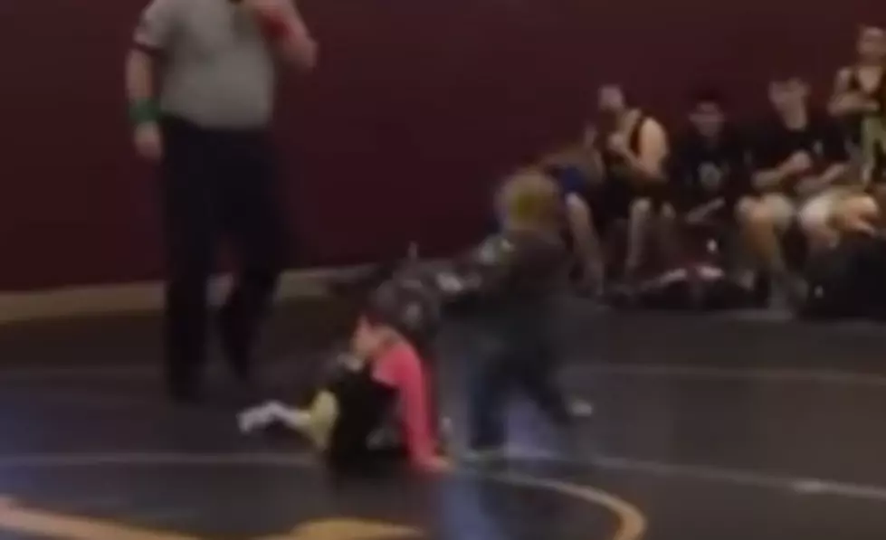 Little Brother Defends Sister During her Wrestling Match [VIDEO]