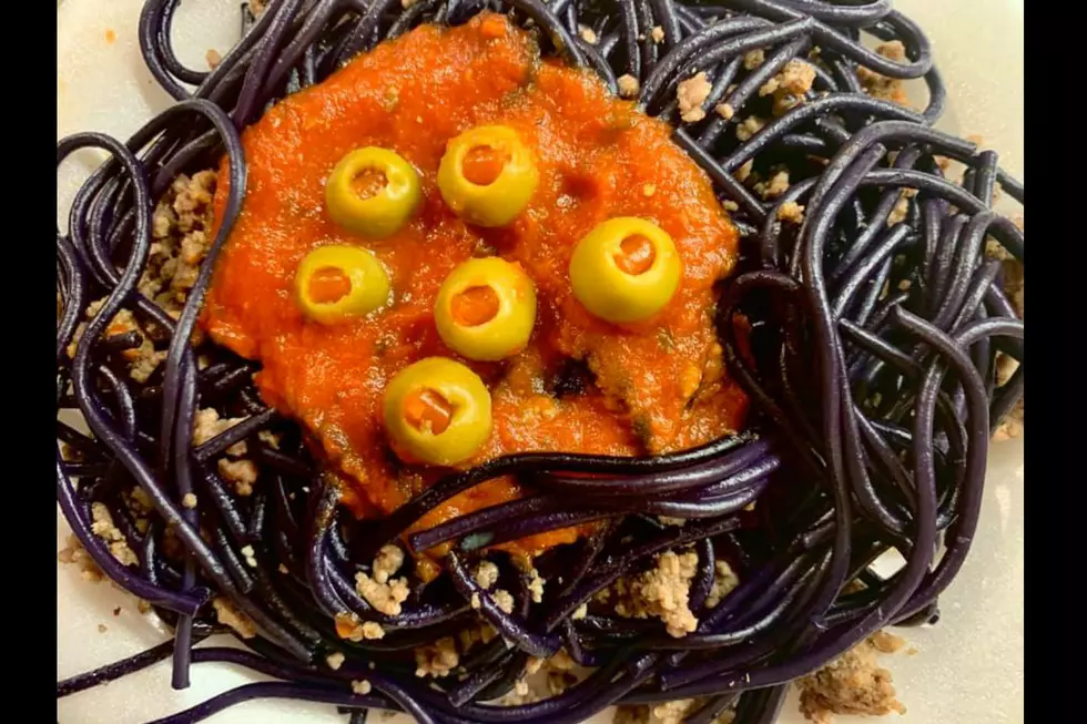 Make This Scary Spaghetti for Dinner on Halloween