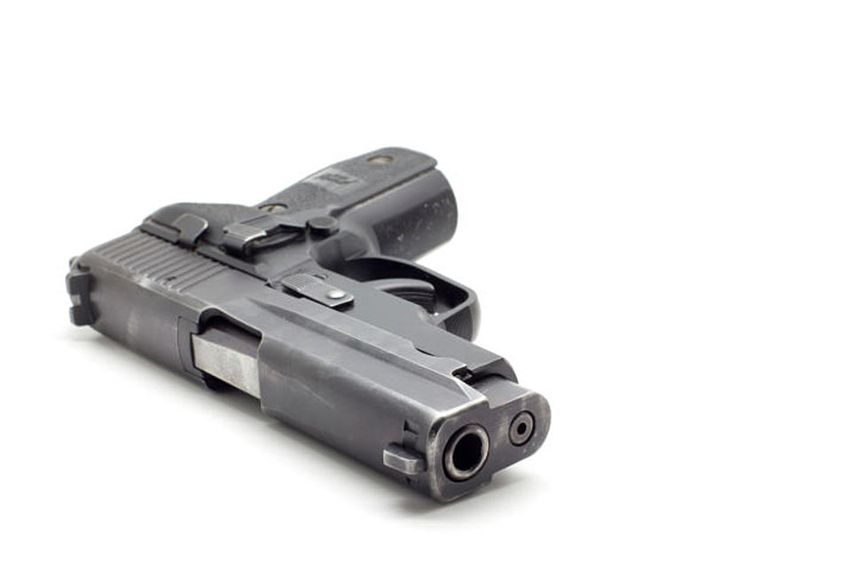 Loaded Gun Falls Out of Shreveport Student’s Backpack