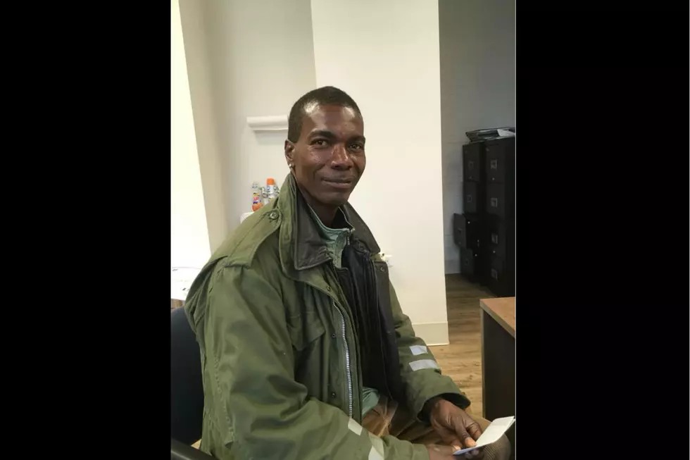 Homeless Man Pays for Apartment With Clean Up Program