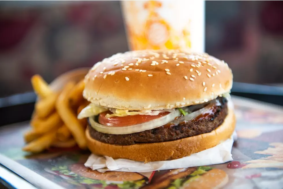 Burger King Offers Free Whoppers to Students
