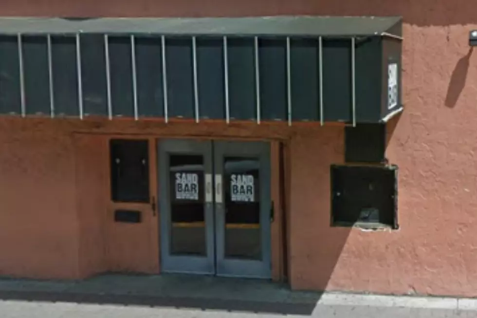 Bar in Shreveport Rebrands as Restaurant In Order to Reopen