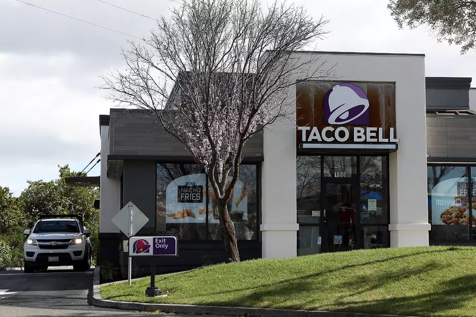 Man Has Heart Attack in Taco Bell Drive Thru