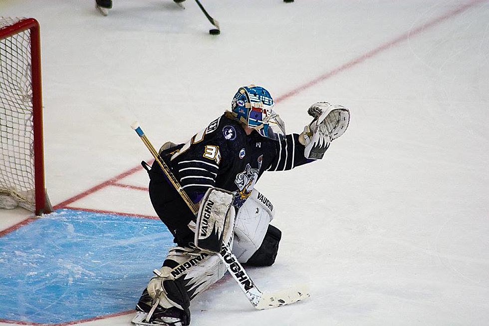 A Former Shreveport Mudbugs Goalie Goes Pro