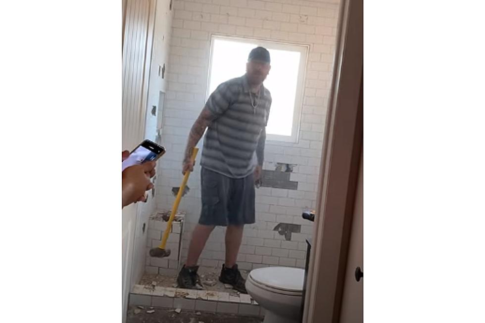 Video: Contractor Loses It Takes Sledgehammer to Unpaid Job
