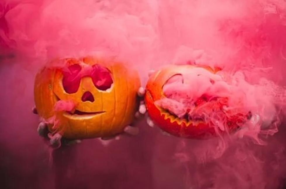 How to Make Your Halloween Pumpkin Smoke Bomb