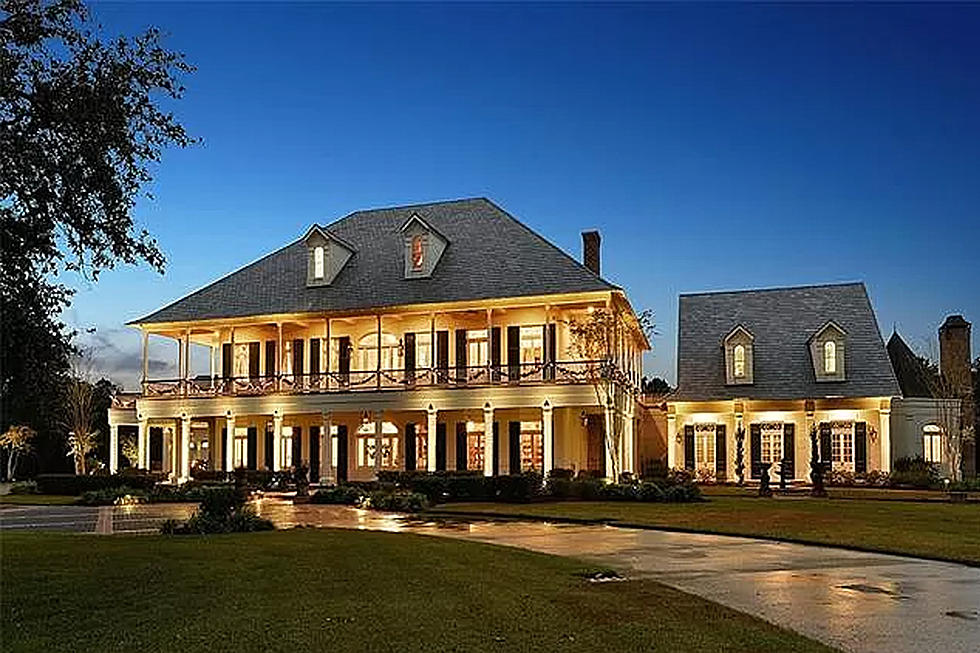 $5.4 Mil Louisiana House Has Out of This World Star Wars Surprise