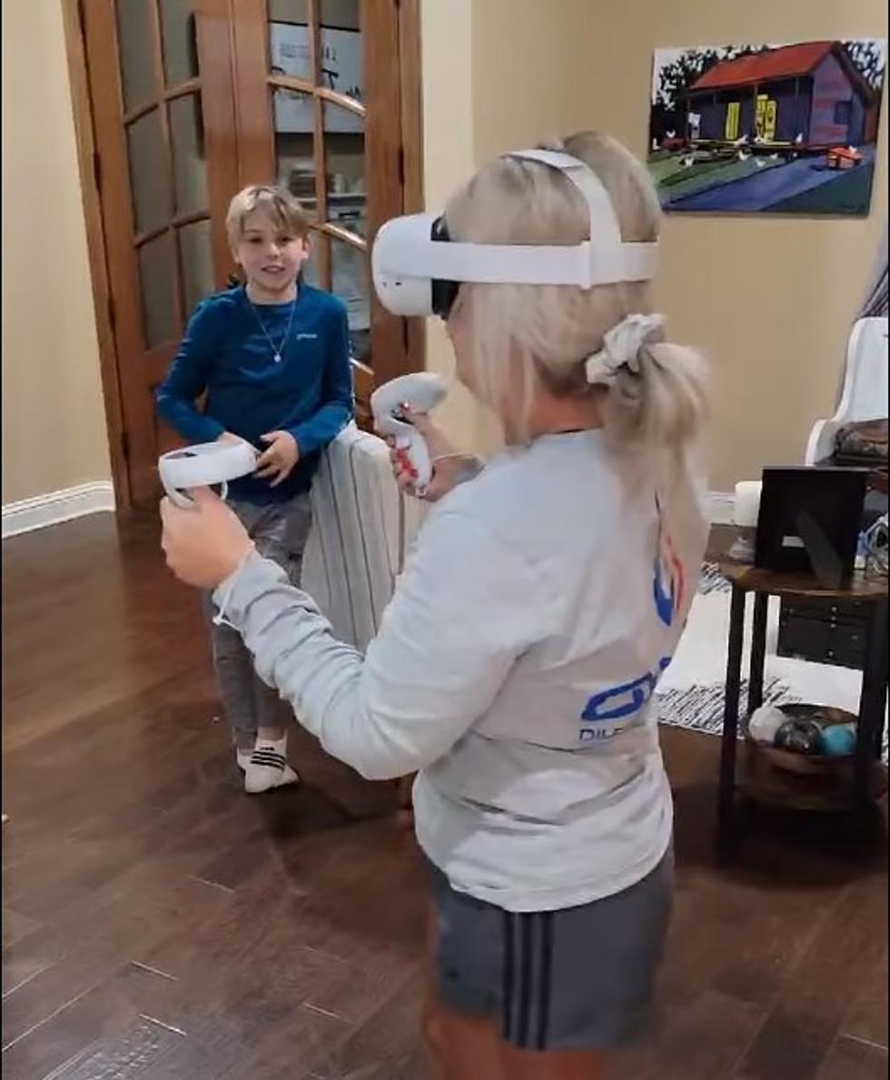 Louisiana Woman Tried VR for the First Time with Painful Results