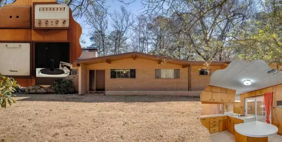 This North Louisiana Home For Sale is Stuck in the 1960s