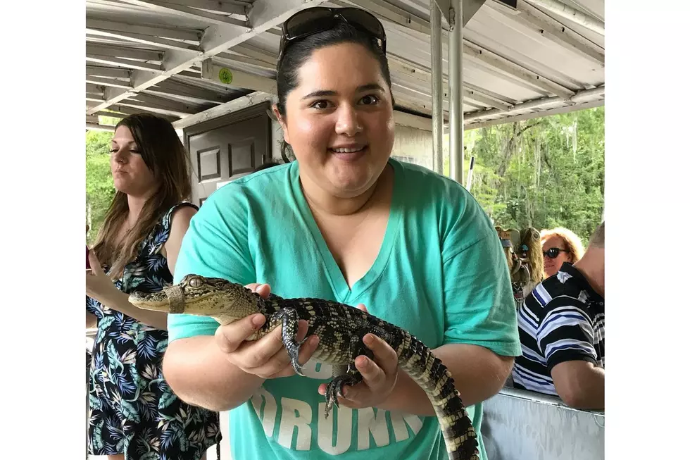 Louisiana Man Goes Viral After Petting Alligator Like a Puppy