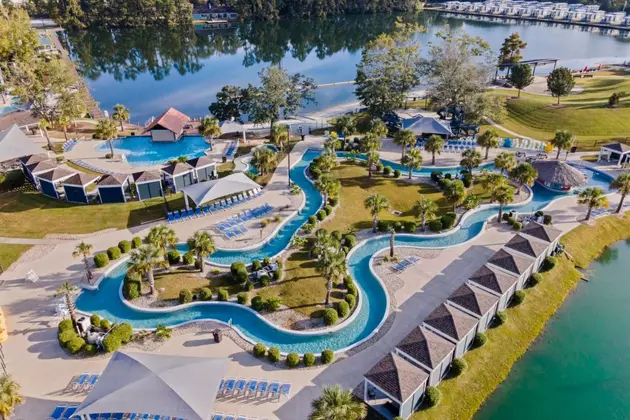Louisiana Resort With Swim Up Bar Makes for Epic Getaway