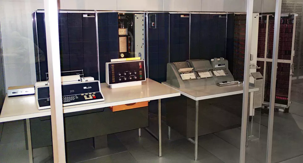 IBM 7074 | Photo by Reinraum