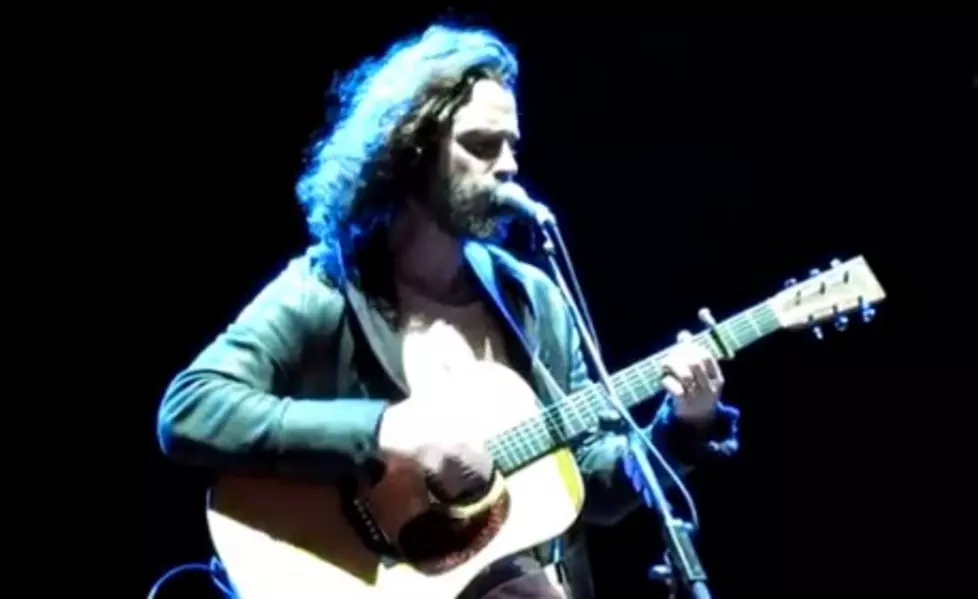 Chris Cornell plays &#8220;Songbook&#8221; on the Road [VIDEO]