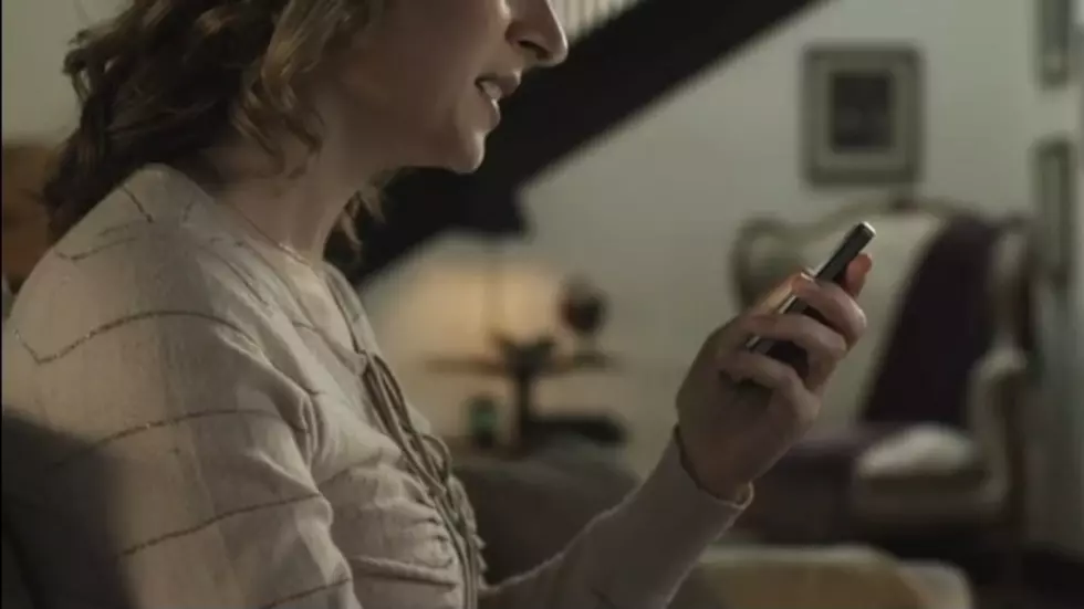 Caught in the Middle: Siri Parody Commercial [VIDEO]