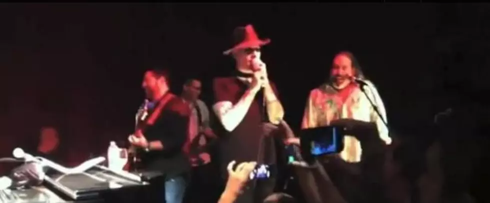 Marilyn Manson Covers Eagles &#8220;Hotel California&#8221;.  Hell Freezes Over.  [VIDEO]