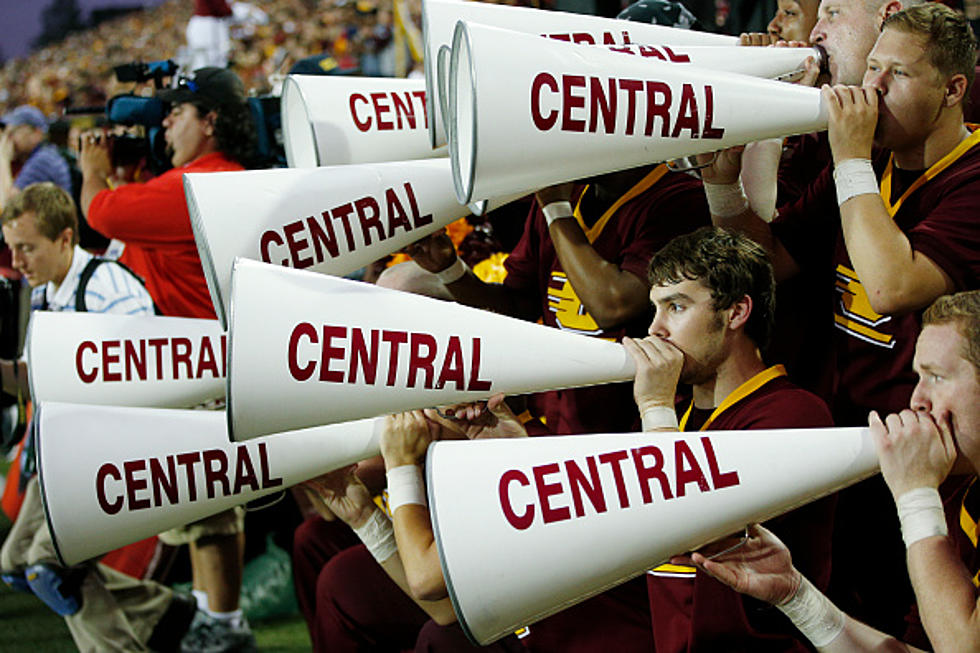 Central Michigan Cheerleaders Told To Be Quiet During Game [VIDEO]