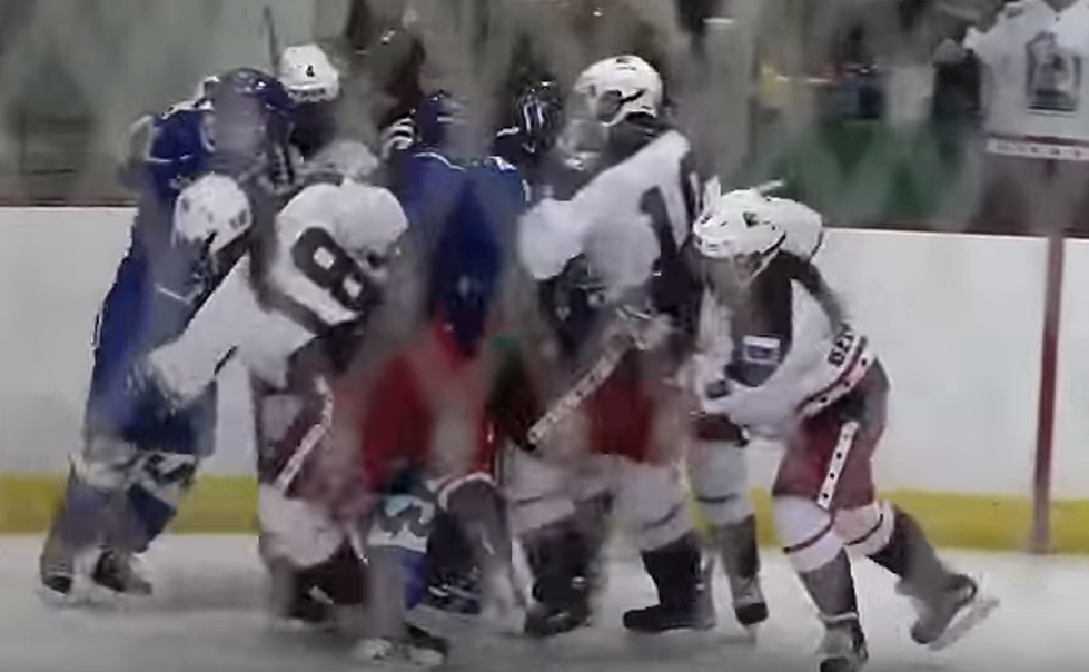 Check Out This Women&#8217;s Hockey Brawl [VIDEO]