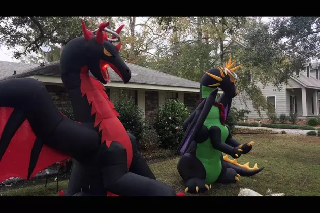 Louisiana Woman&#8217;s Christmas Dragon Display Angers Neighbors