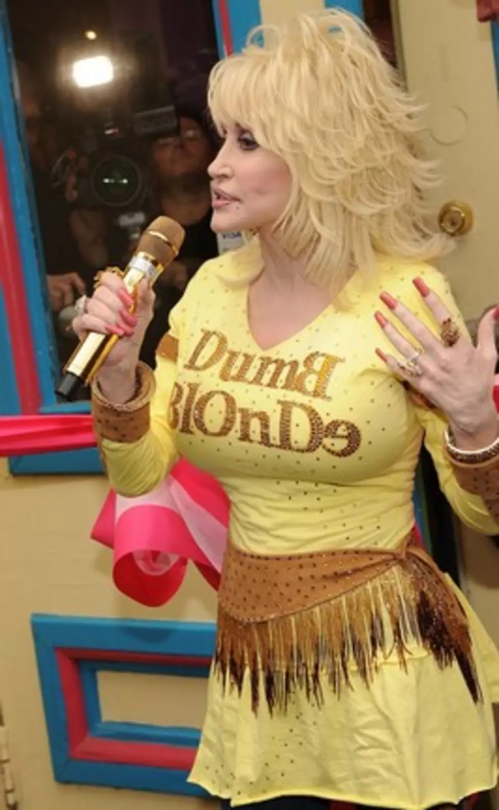 Dolly Parton Outfits