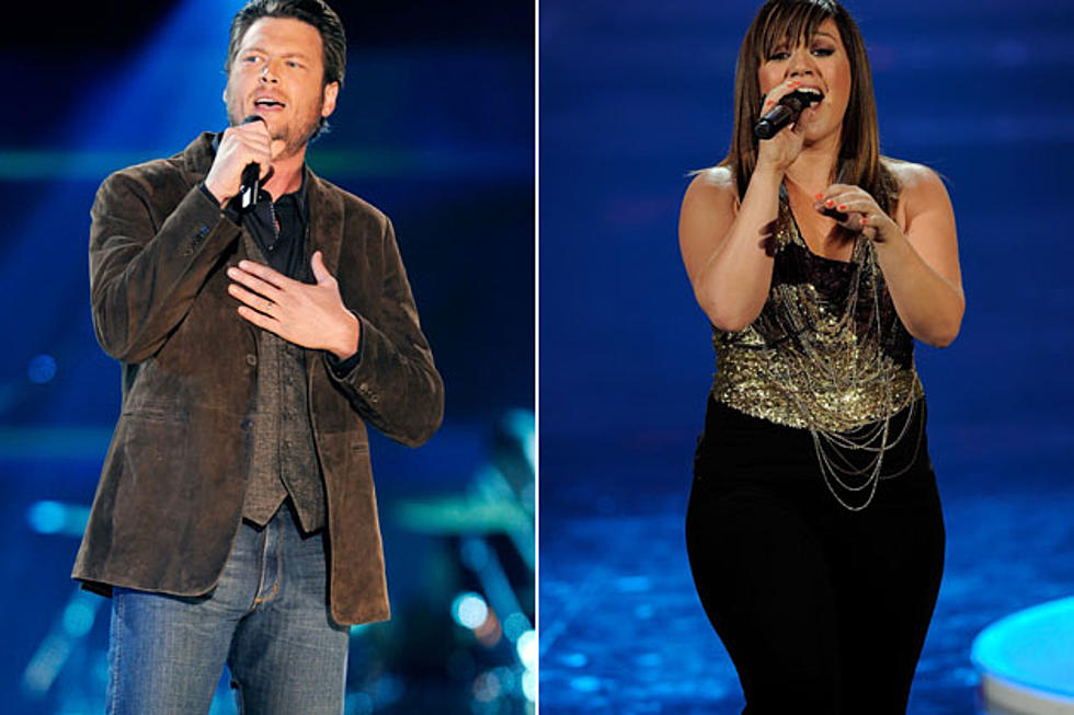 Blake Shelton and Kelly Clarkson Sing ‘Don’t You Wanna Stay’ at Ohio Concert