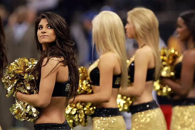 20 Sexiest and Most Awesome NFL Cheerleader Outfits [PHOTOS] [POLL]