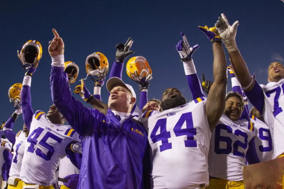 Les Miles Says LSU Might Have Some Key Players Back for LSU vs. Clemson