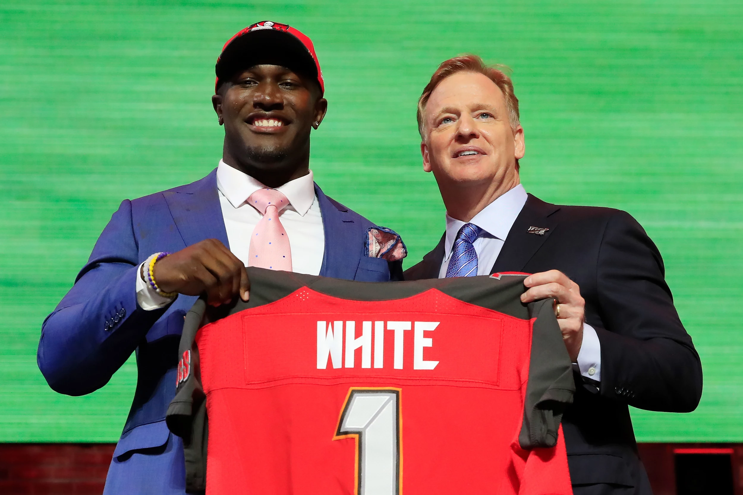 devin white bucs jersey