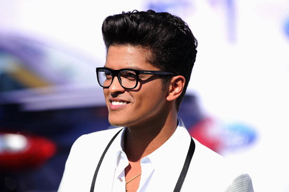 Bruno Mars Considers New Hairstyle, Dumping Pompadour
