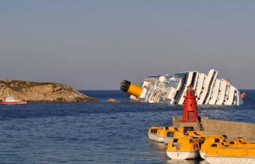 Deaths Reported after Italian Cruise Ship Sinks in Mediterranean [VIDEO]