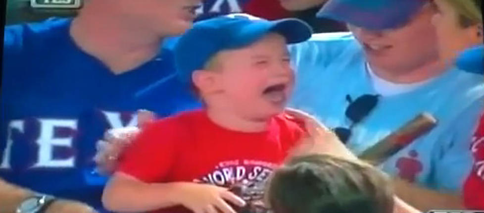 Couple Steals Foul Ball From a Little Kid at Texas Rangers Game [VIDEO]