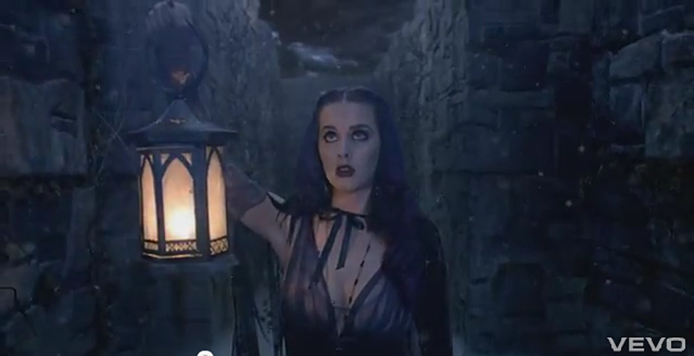 Katy Perry’s ‘Wide Awake’ Video Debuts [VIDEO]