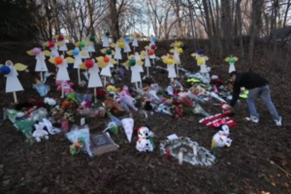 Longview Church Remembers Newtown Victims