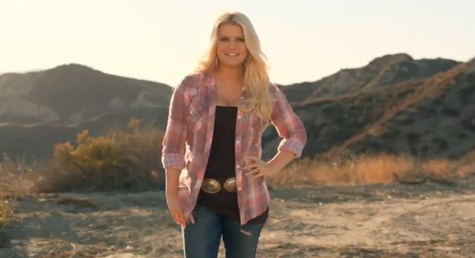 Jessica Simpson’s 50 Pound Weight Loss [VIDEO]