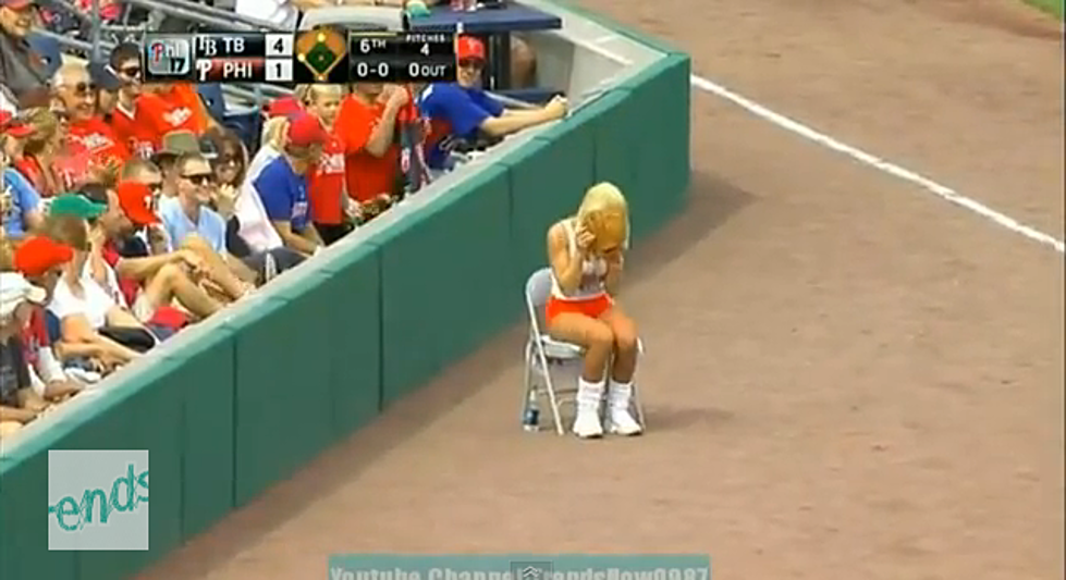 Hooters Ballgirl Tosses A Live Ball Into Stands [VIDEO]