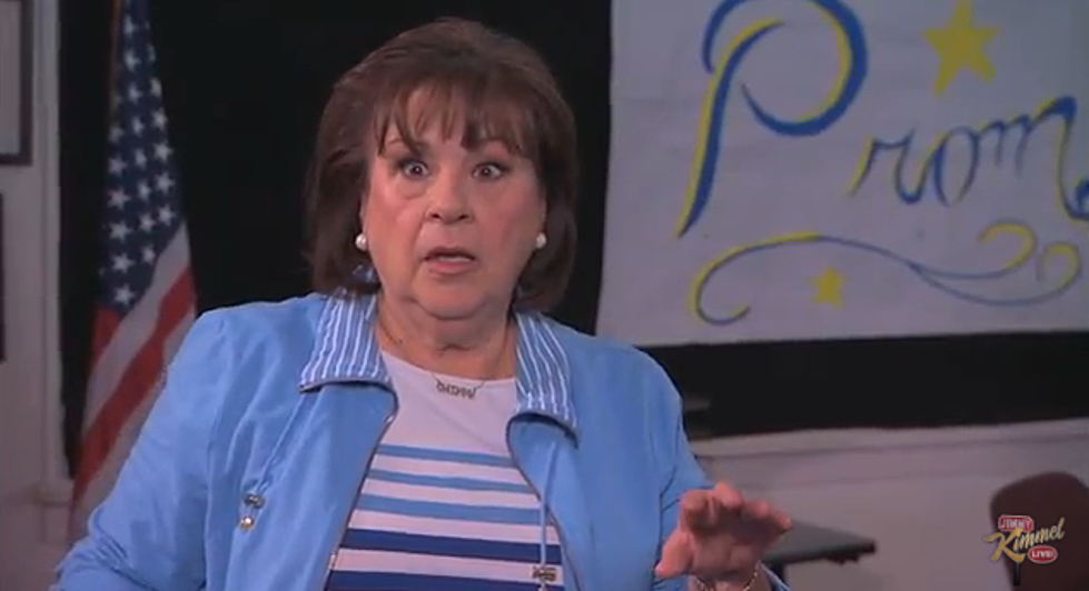 Jimmy Kimmel&#8217;s Aunt Chippy Talks Prom with High School Girls [VIDEO]