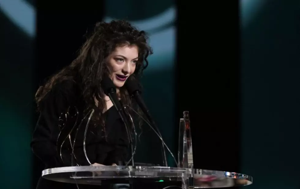 Lorde Releases Video For &#8216;Team&#8217; + Crashes YouTube
