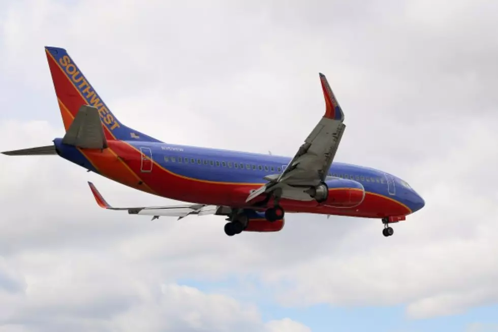 Funny Flight Attendant Makes Safety Speech Fun [VIDEO]