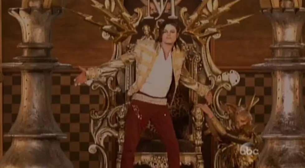 Michael Jackson Appeared On The Billboard Music Awards [VIDEO/POLL]