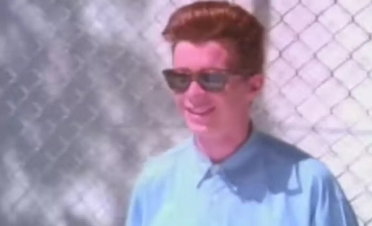 Never Gonna Wake You Up' Mash-Up is Golden [VIDEO]