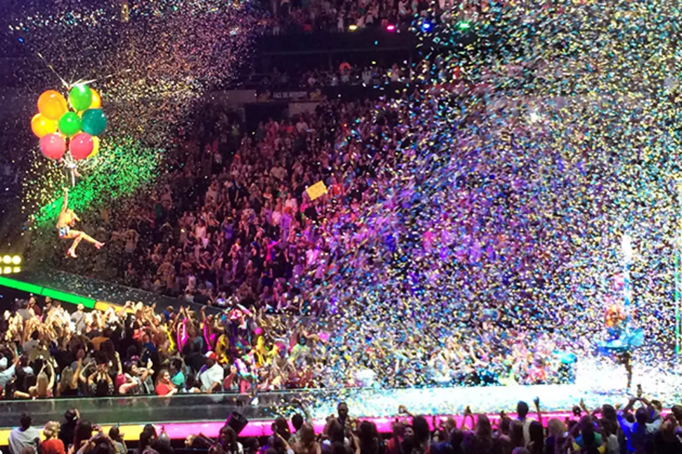 Katy Perry Lights Up Dallas in Second of Two &#8216;Prismatic World Tour&#8217; Shows