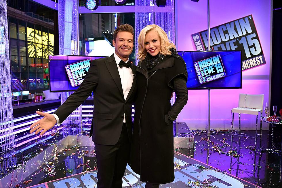 Who is Performing on Dick Clark’s New Year’s Rockin’ Eve 2016?