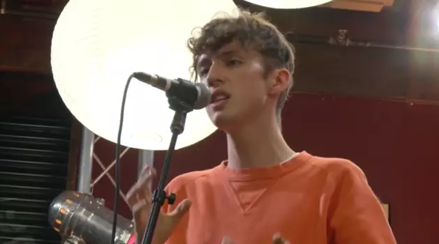 Troye Sivan Performs &#8216;Youth&#8217; On The Kidd Kraddick Morning Show [VIDEO]