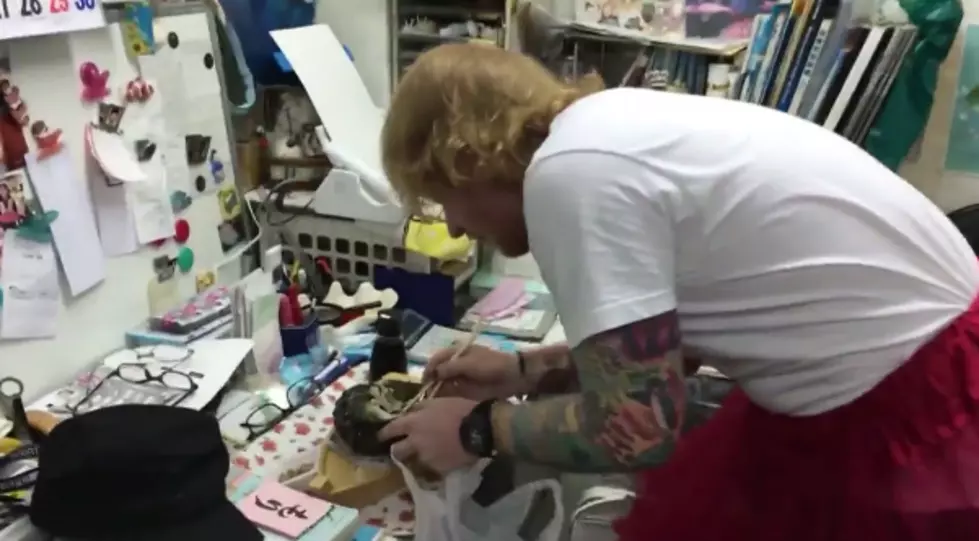Ed Sheeran Lives Up To Challenge Made On ‘Red Nose Day’ [VIDEO]