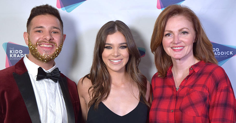 Kellie + Justin Spend Some Time With Hailee Steinfeld