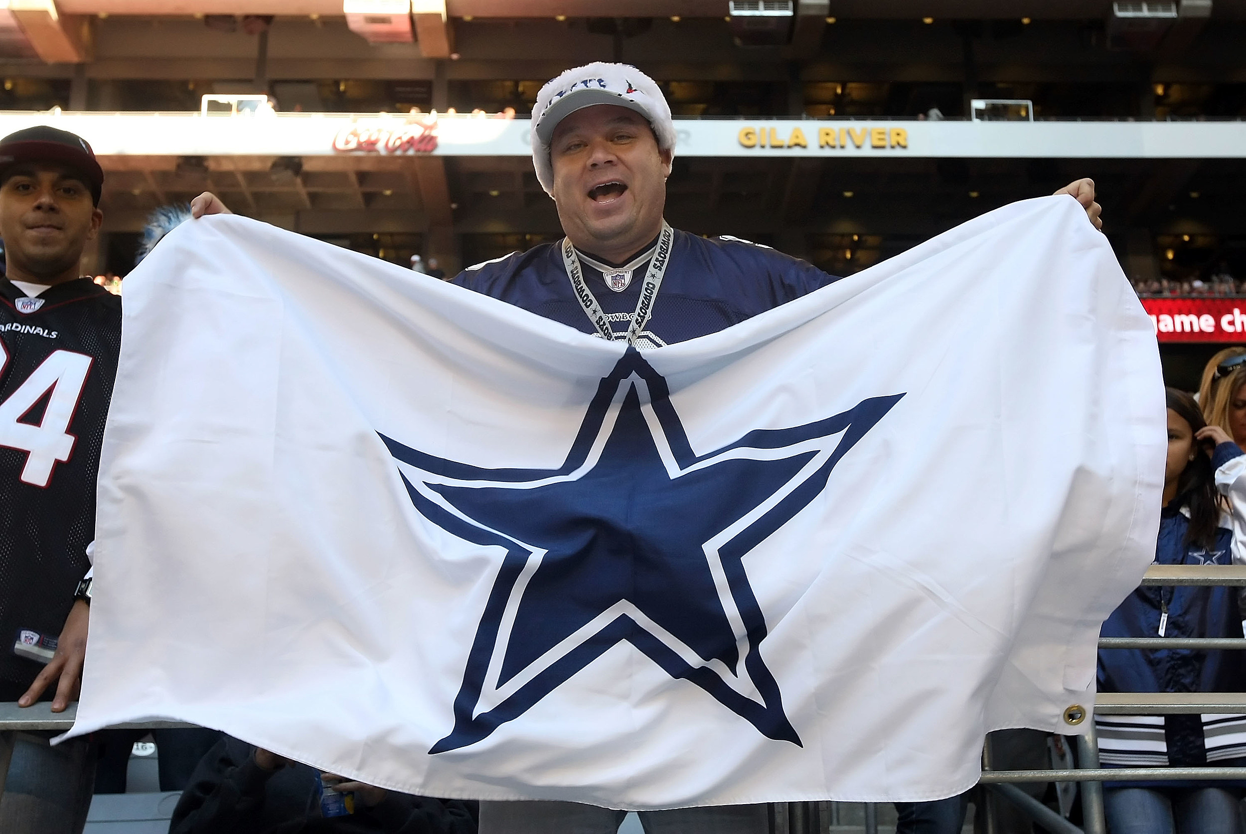 Crazy Cowboys Fan: 'Big Wheel' is a Cowboys fan ambassador