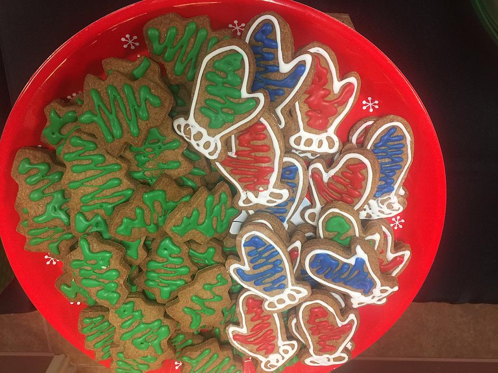 Santa's Bake Shop In Lindale Is Serving Up Scrumptious Cookies
