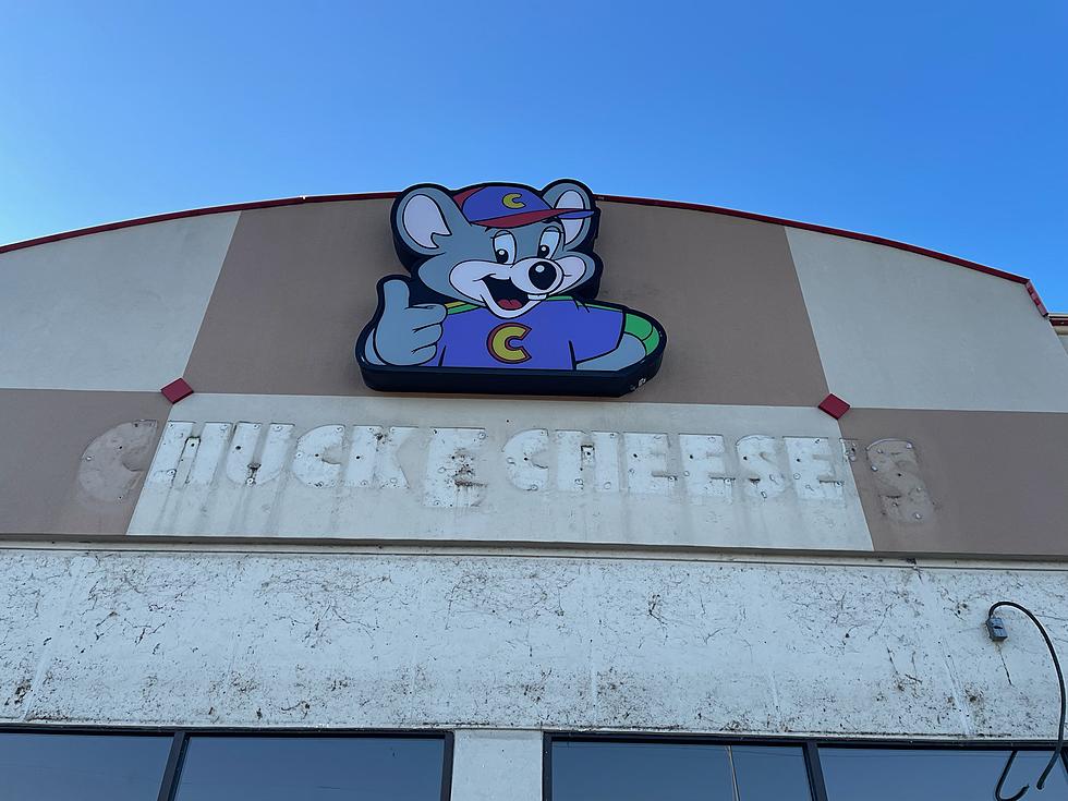 Why Did The Signs Come Off Of Chuck E. Cheese&#8217;s In Tyler, Texas?