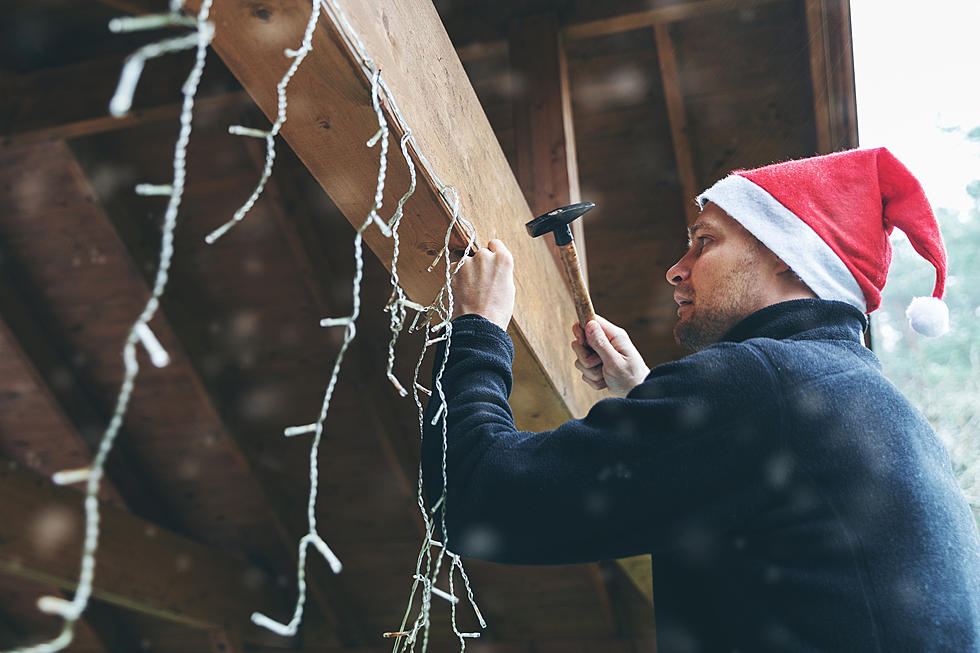 Hanging Christmas Lights On The House In Tyler Is A Breeze, With Help