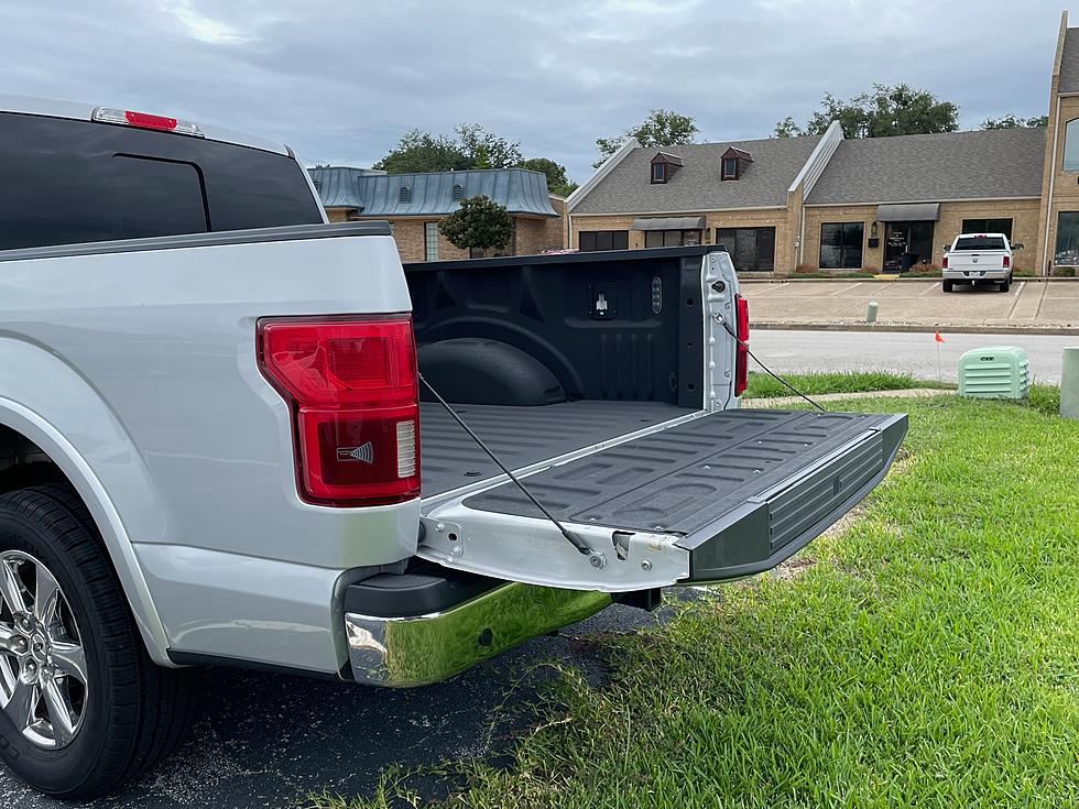 Can Texas Truck Owners Legally Drive With Their Tailgate Down?
